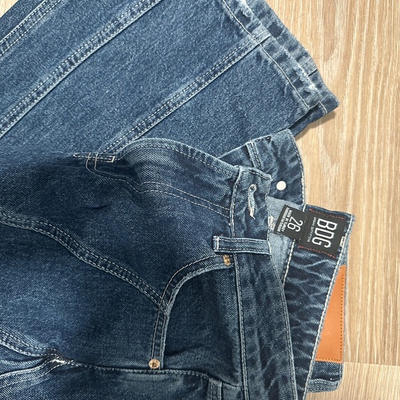 High Rise Jean - Picture 3 of 4